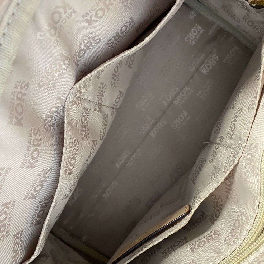 Purse - Picture 10 of 11